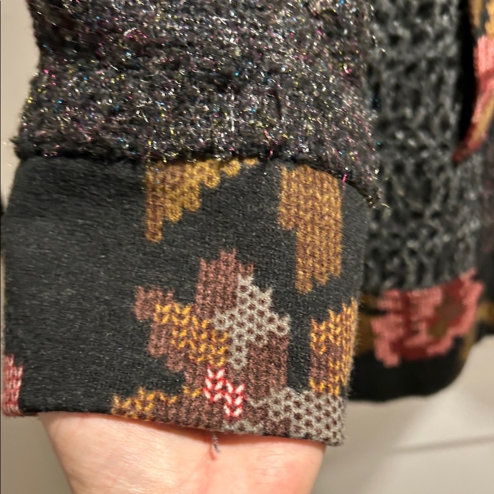 Chic Patchwork Cape Coat with Floral Accents - image 9